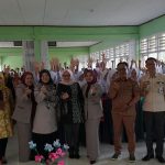 Turut hadir dalam kegiatan tersebut, Kepala Bagian PEPK & LMS Kantor OJK Provinsi Bengkulu Delpa Susianti, perwakilan dari Bank Bengkulu, pihak Pegadaian, Camat Pino, Kepala Sekolah SMA N 8 Bengkulu Selatan, Kepala Desa Ulak Lebar, siswa-siswi SMA 8, masyarakat Desa Ulak Lebar, serta tamu undangan lainnya.