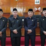 Sekda Sukarni, Wakili Bupati Hadiri Rapat Paripurna DPRD Bengkulu Selatan